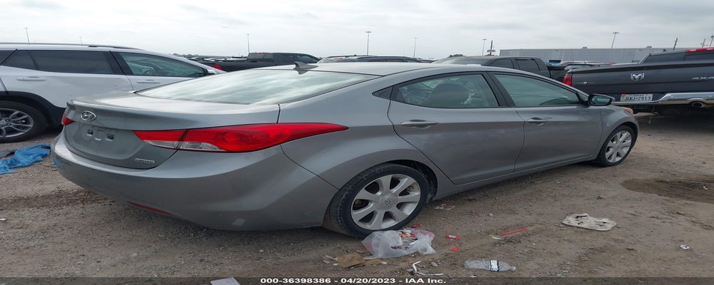 KMHDH4AE6DU780334 2013 HYUNDAI ELANTRA photo no. 4