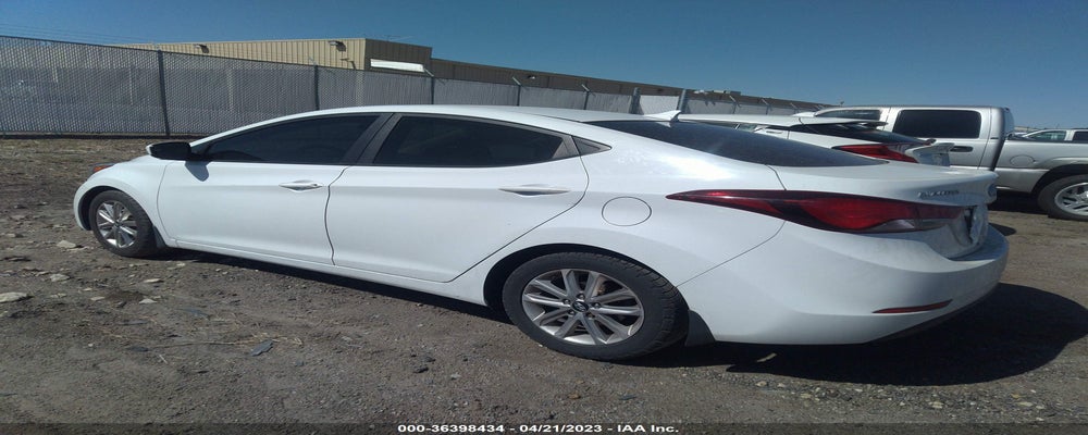 5NPDH4AE5FH588274 2015 HYUNDAI ELANTRA photo no. 3