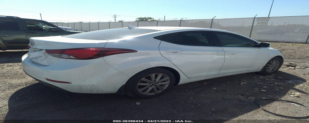 5NPDH4AE5FH588274 2015 HYUNDAI ELANTRA photo no. 4