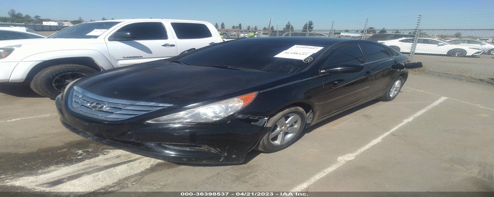 5NPEB4AC6BH050360 2011 HYUNDAI SONATA photo no. 2