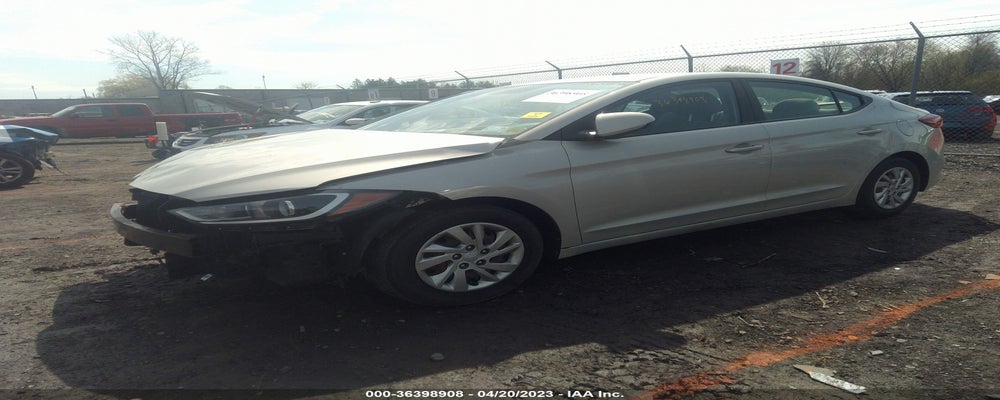 KMHD74LF6HU390316 2017 HYUNDAI ELANTRA photo no. 2