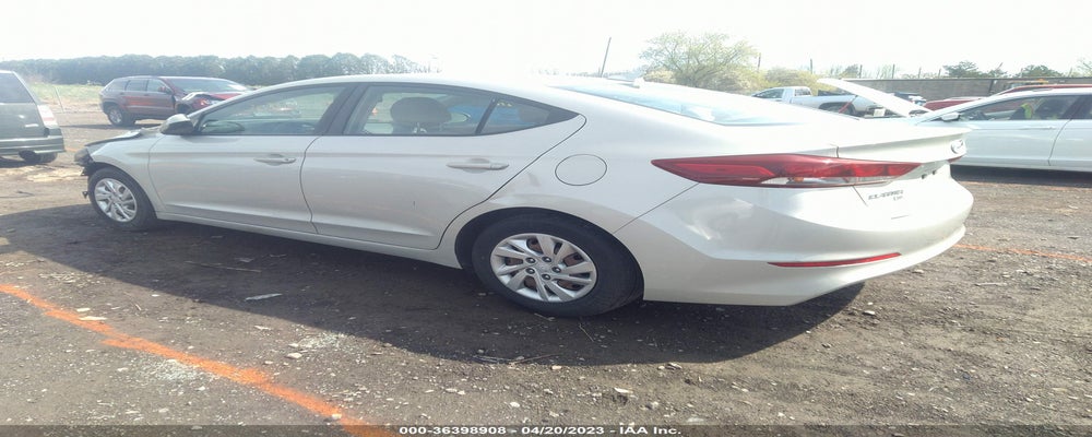 KMHD74LF6HU390316 2017 HYUNDAI ELANTRA photo no. 3
