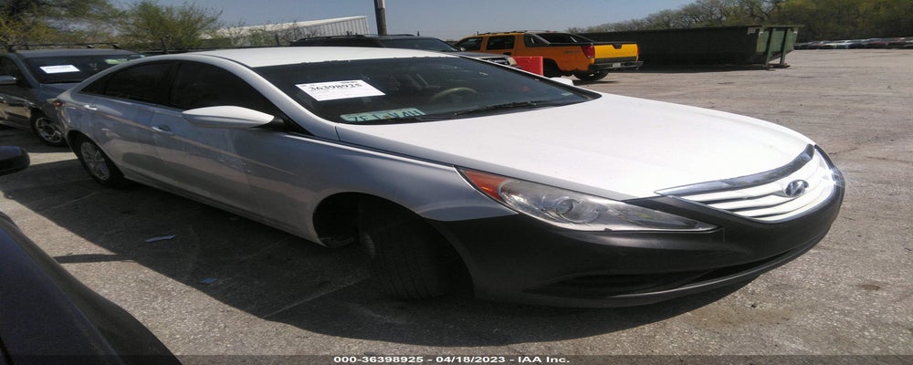 5NPEB4AC9BH162859 2011 HYUNDAI SONATA photo no. 1