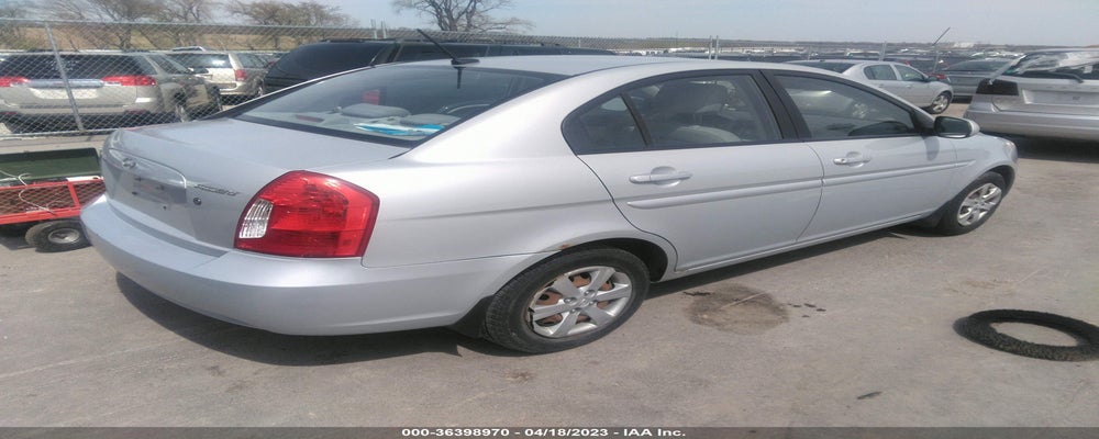 KMHCN4AC2AU429368 2010 HYUNDAI ACCENT photo no. 4