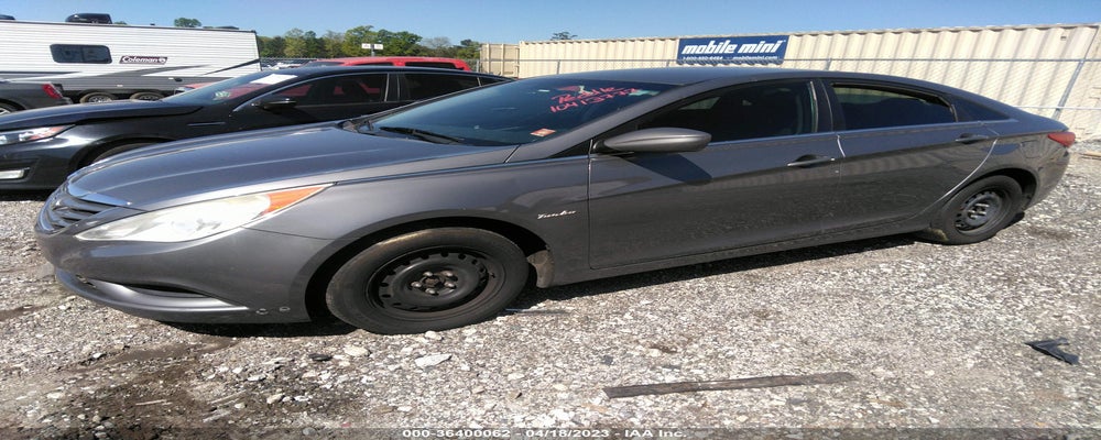 5NPEB4AC3BH167832 2011 HYUNDAI SONATA photo no. 2