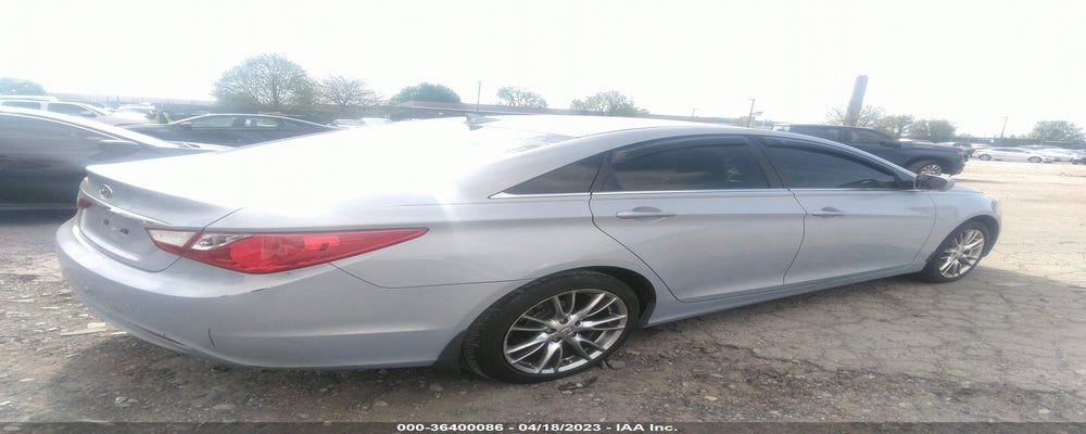 5NPEB4AC1CH374379 2012 HYUNDAI SONATA photo no. 4