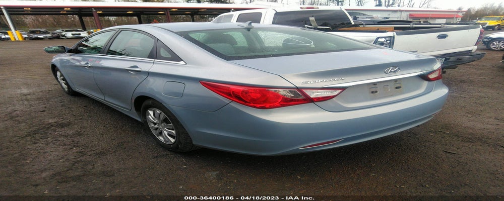 5NPEB4ACXBH018415 2011 HYUNDAI SONATA photo no. 3