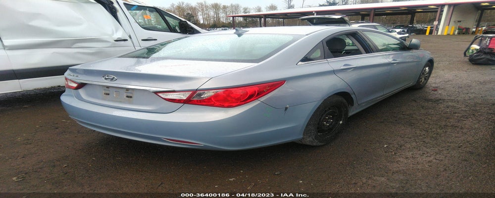 5NPEB4ACXBH018415 2011 HYUNDAI SONATA photo no. 4