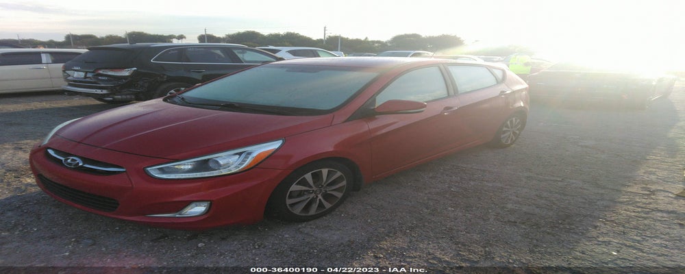 KMHCU5AE2FU201338 2015 HYUNDAI ACCENT photo no. 2