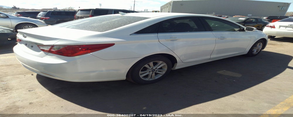 5NPEB4AC7BH245853 2011 HYUNDAI SONATA photo no. 4