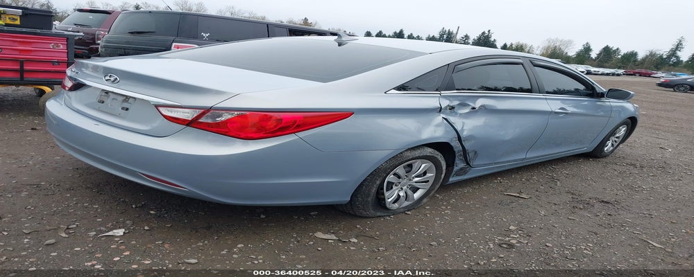 5NPEB4AC4BH016188 2011 HYUNDAI SONATA photo no. 4