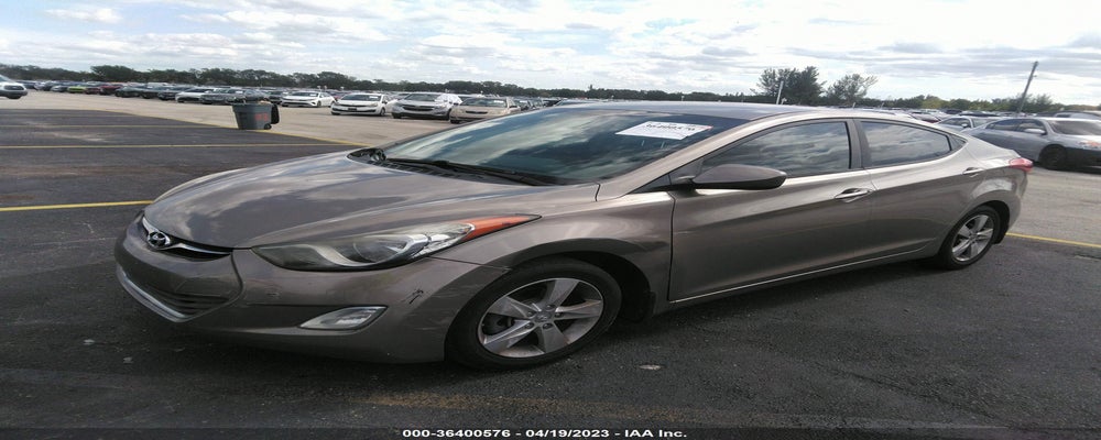 5NPDH4AE8DH414454 2013 HYUNDAI ELANTRA photo no. 2