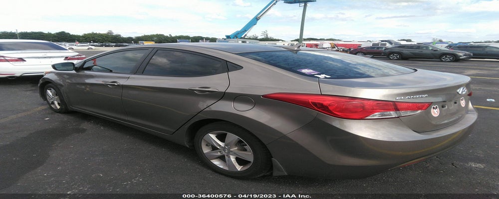 5NPDH4AE8DH414454 2013 HYUNDAI ELANTRA photo no. 3