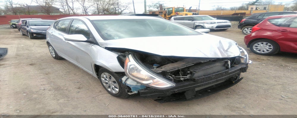 KMHCT5AE9FU227972 2015 HYUNDAI ACCENT photo no. 2