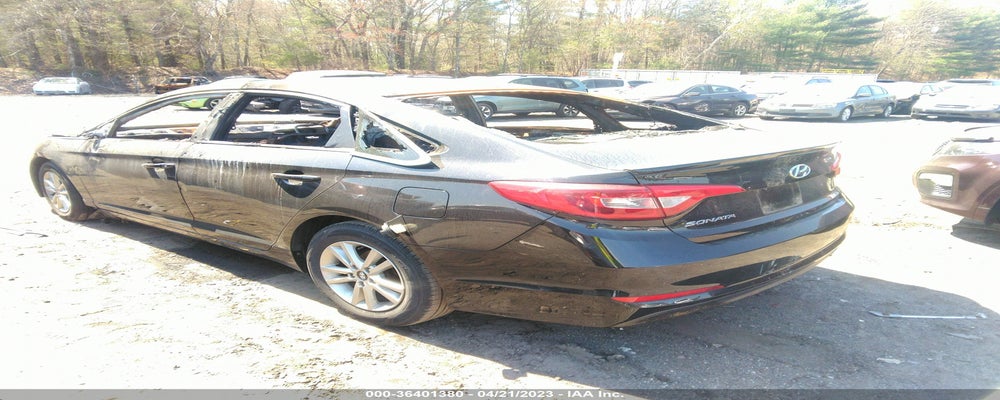 5NPE24AF5FH157271 2015 HYUNDAI SONATA photo no. 3