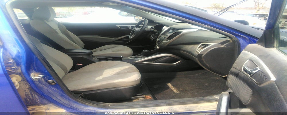 KMHTC6AD0CU050026 2012 HYUNDAI VELOSTER photo no. 5
