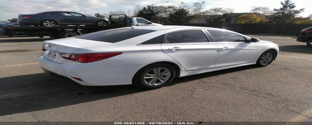 5NPEB4AC3EH845726 2014 HYUNDAI SONATA photo no. 4