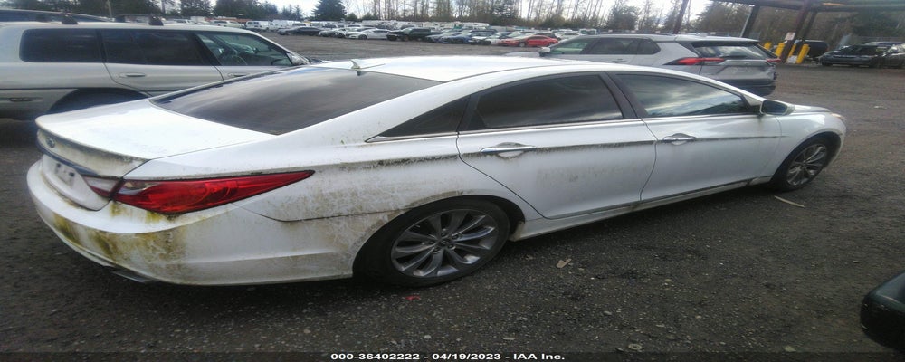 5NPEC4AC4BH269282 2011 HYUNDAI SONATA photo no. 4