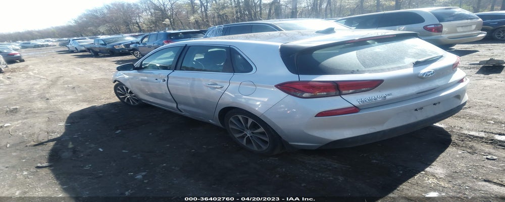 KMHH35LE3JU025236 2018 HYUNDAI ELANTRA GT photo no. 3