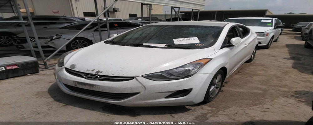 5NPDH4AEXDH233324 2013 HYUNDAI ELANTRA photo no. 2