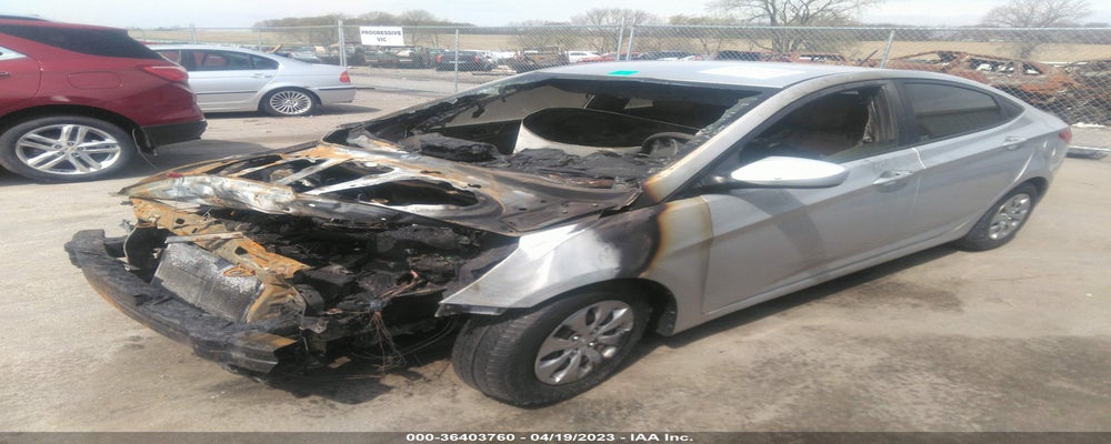 KMHCT4AE2GU982148 2016 HYUNDAI ACCENT photo no. 2