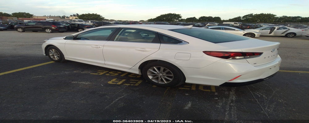 5NPE24AF8KH785920 2019 HYUNDAI SONATA photo no. 3