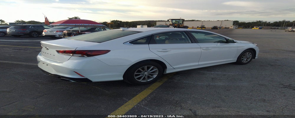 5NPE24AF8KH785920 2019 HYUNDAI SONATA photo no. 4