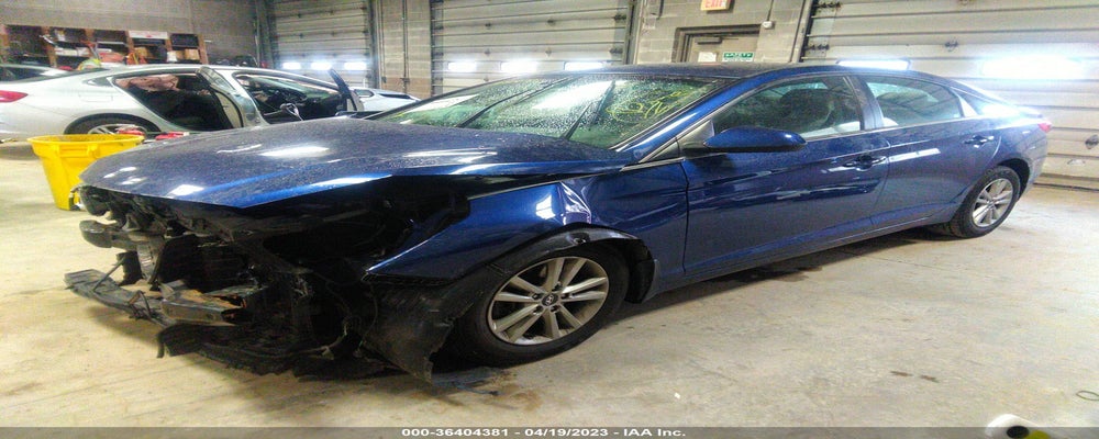 5NPE24AF7FH057981 2015 HYUNDAI SONATA photo no. 2