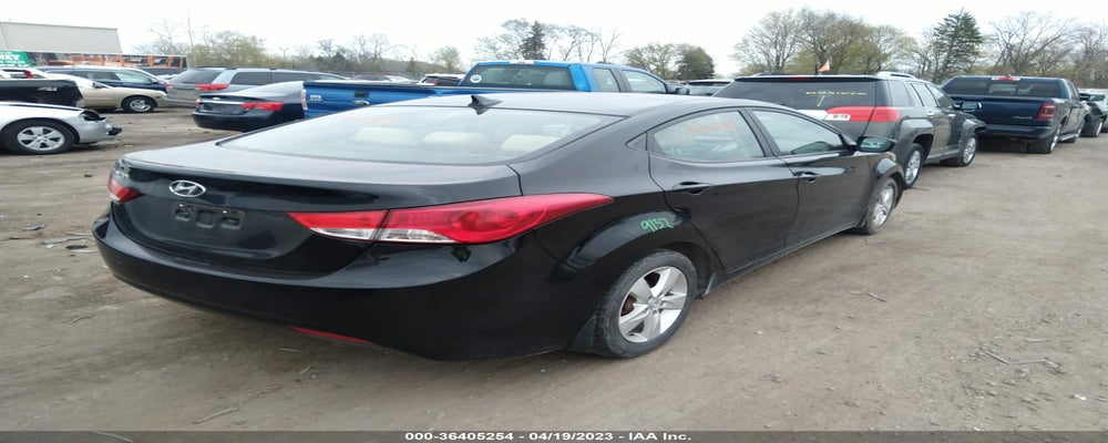 KMHDH4AE2DU595357 2013 HYUNDAI ELANTRA photo no. 4
