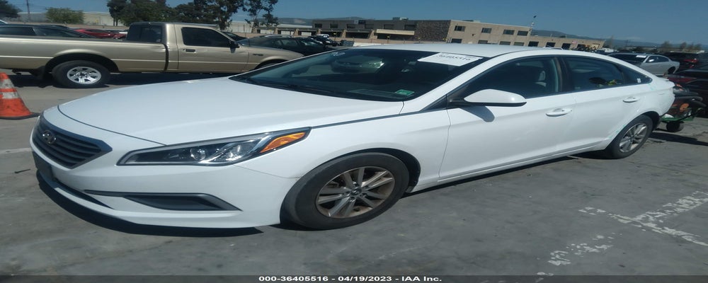 5NPE24AF5GH268744 2016 HYUNDAI SONATA photo no. 2