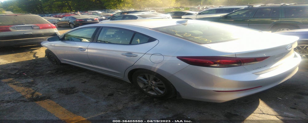 5NPD84LFXJH351813 2018 HYUNDAI ELANTRA photo no. 3