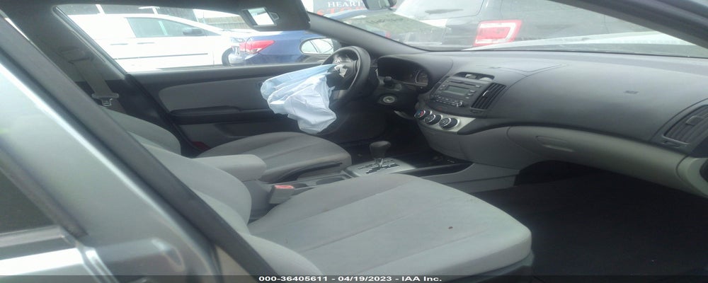 KMHDU4AD8AU102926 2010 HYUNDAI ELANTRA photo no. 5