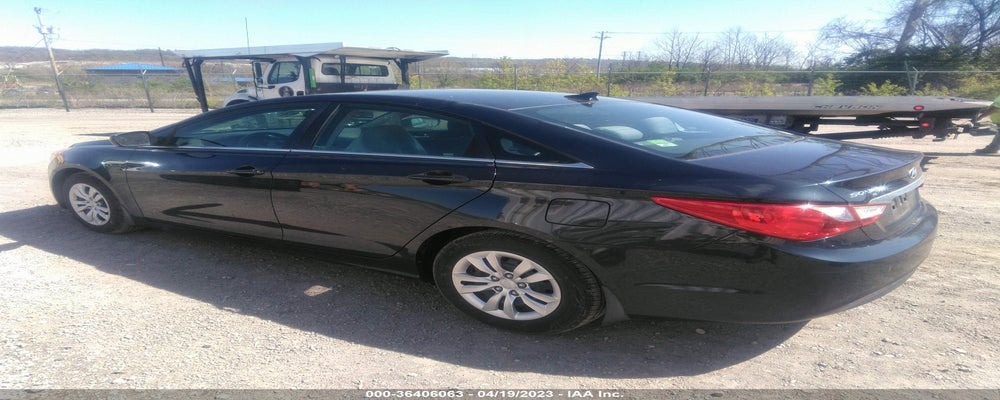 5NPEB4AC1DH607923 2013 HYUNDAI SONATA photo no. 3