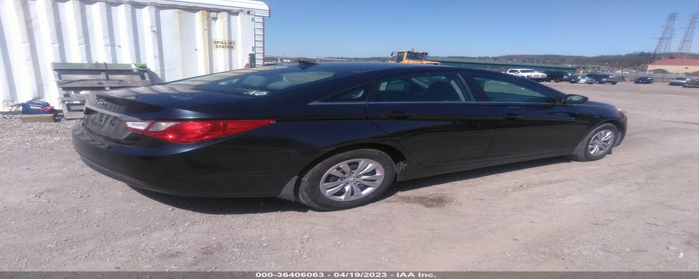 5NPEB4AC1DH607923 2013 HYUNDAI SONATA photo no. 4