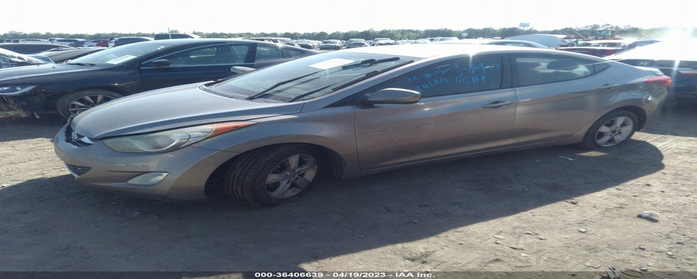 5NPDH4AE2DH223029 2013 HYUNDAI ELANTRA photo no. 2