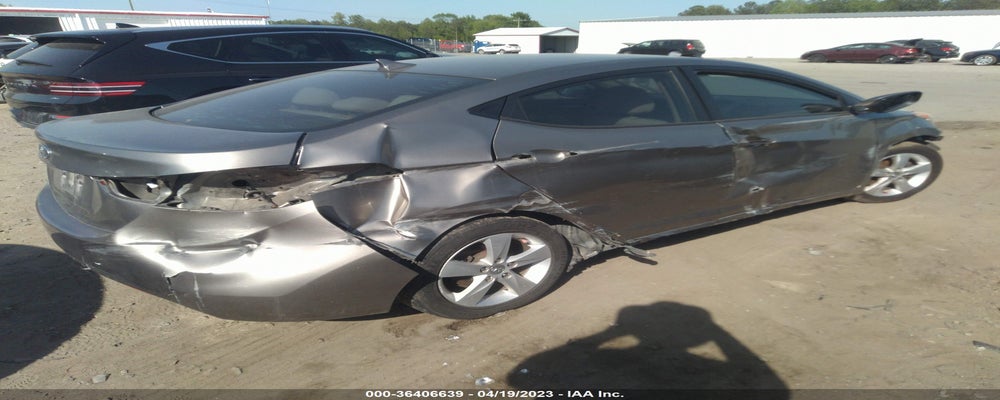 5NPDH4AE2DH223029 2013 HYUNDAI ELANTRA photo no. 4