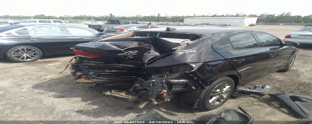 5NPD84LF4JH329211 2018 HYUNDAI ELANTRA photo no. 4