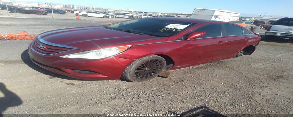 5NPEB4AC9BH234028 2011 HYUNDAI SONATA photo no. 2