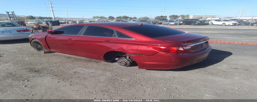 5NPEB4AC9BH234028 2011 HYUNDAI SONATA photo no. 3