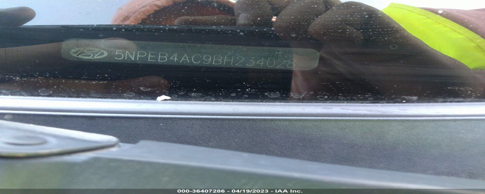 5NPEB4AC9BH234028 2011 HYUNDAI SONATA photo no. 9