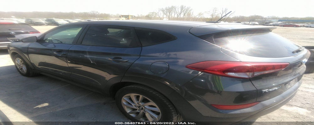 KM8J23A42HU565934 2017 HYUNDAI TUCSON photo no. 3