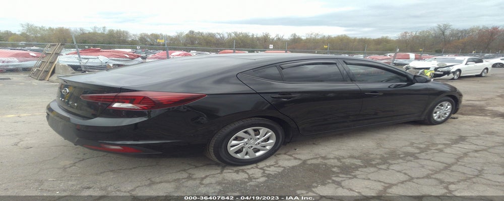 5NPD74LF3KH405151 2019 HYUNDAI ELANTRA photo no. 4