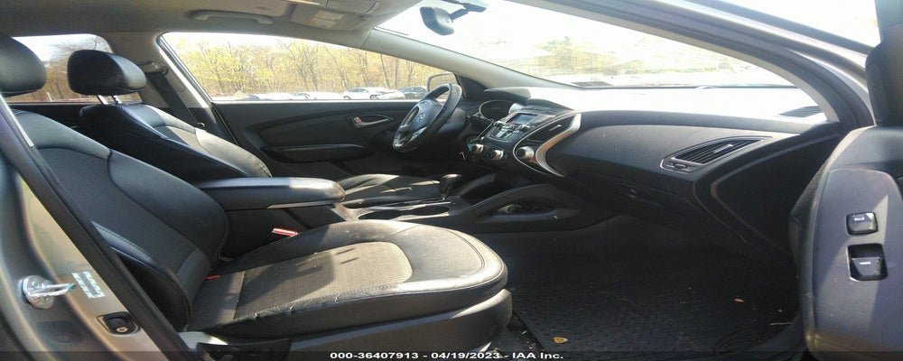 KM8JU3AC1BU241169 2011 HYUNDAI TUCSON photo no. 5