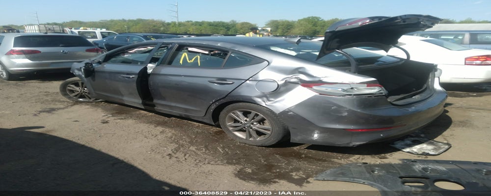5NPD84LF6JH394612 2018 HYUNDAI ELANTRA photo no. 3