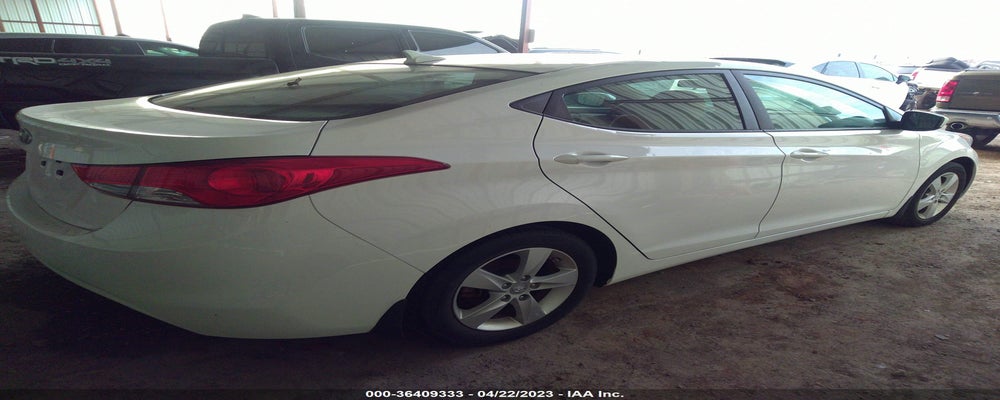 5NPDH4AE6DH405638 2013 HYUNDAI ELANTRA photo no. 4