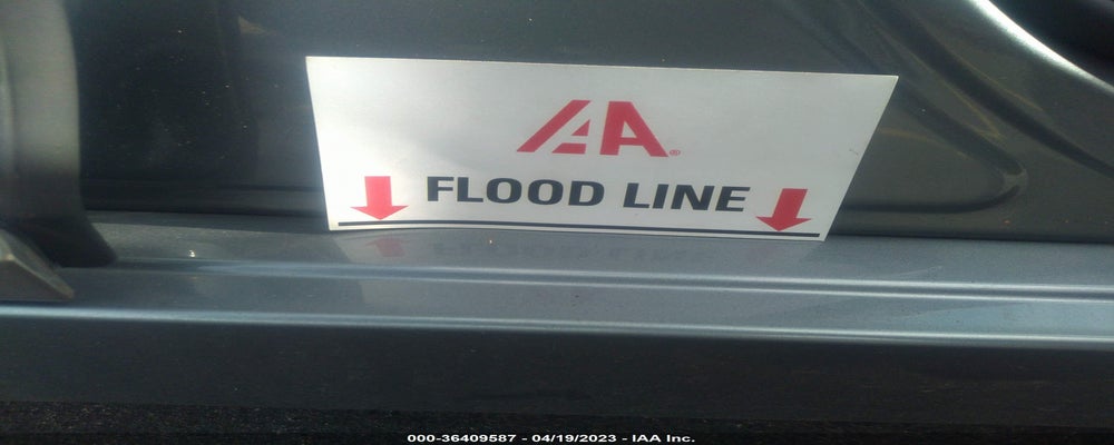 KMHGN4JE4FU068574 2015 HYUNDAI GENESIS photo no. 6