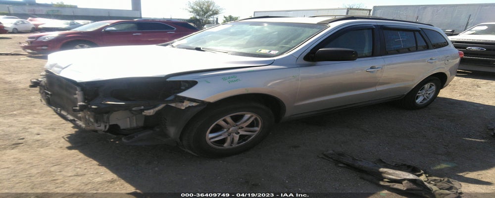 5XYZG3ABXBG079128 2011 HYUNDAI SANTA FE photo no. 2