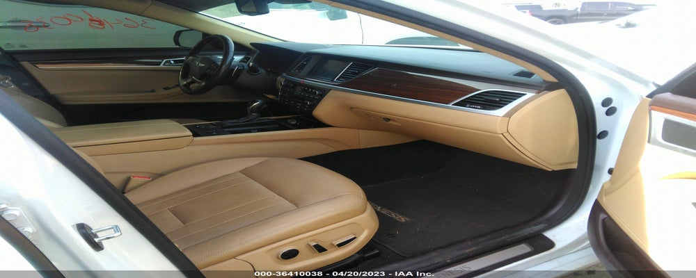 KMHGN4JE2FU063633 2015 HYUNDAI GENESIS photo no. 5