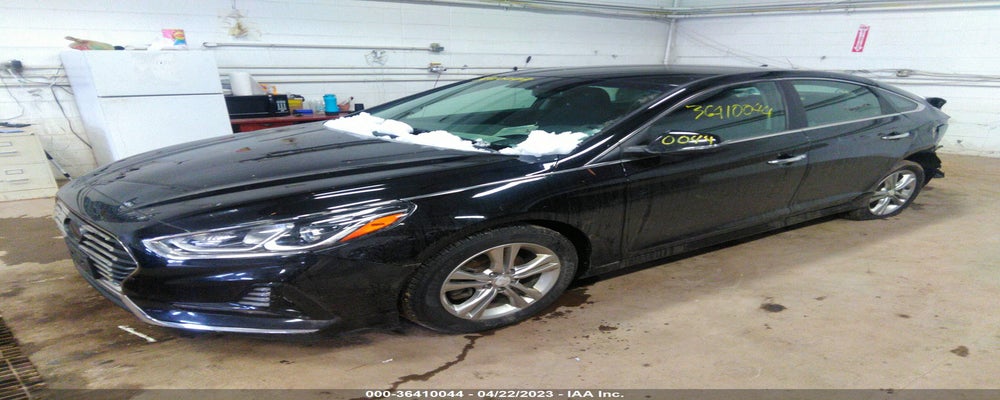 5NPE34AF3JH597219 2018 HYUNDAI SONATA photo no. 2