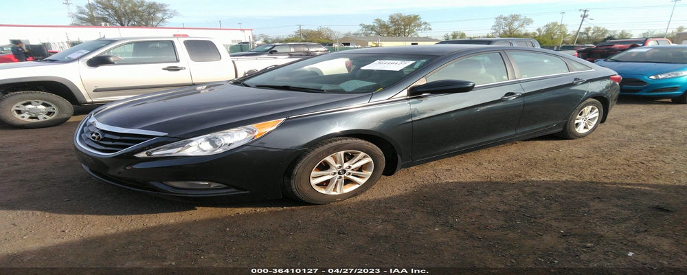 5NPEB4AC5DH787665 2013 HYUNDAI SONATA photo no. 2